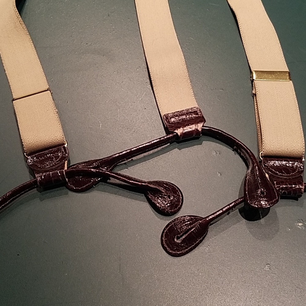 Leather suspenders